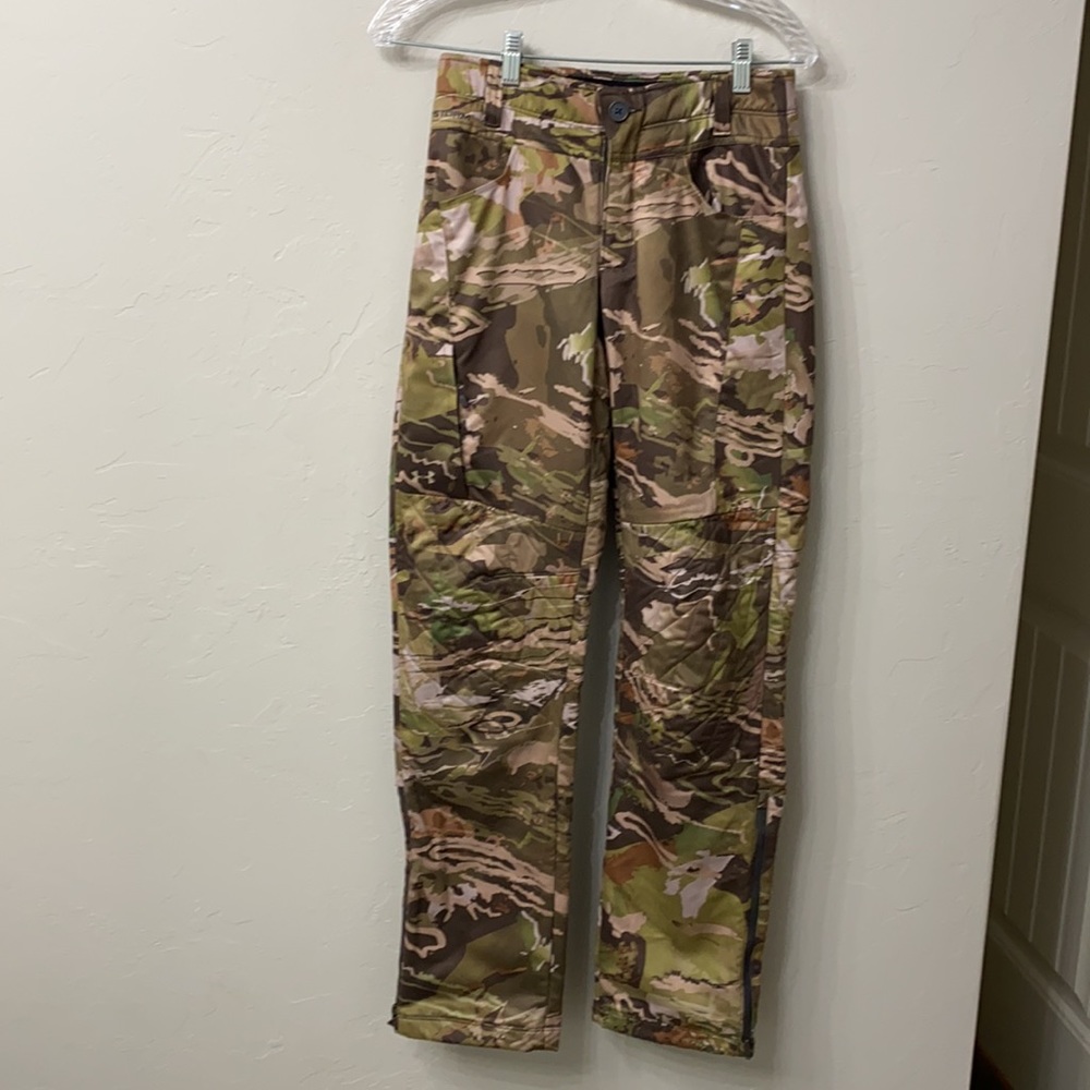 Under Armor storm Forest camouflage hunting pant.2